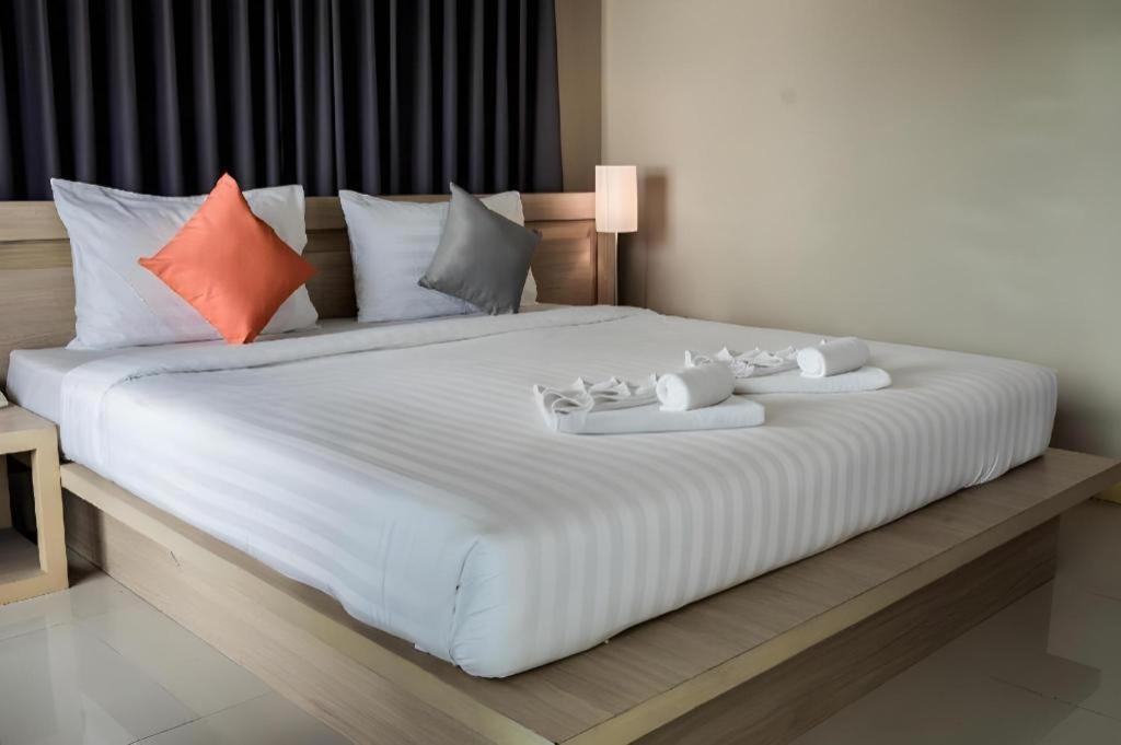 Chinotel Hotel Phuket